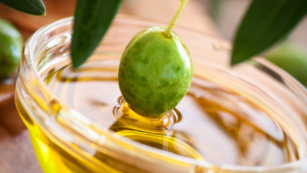 Nello store online San Lorenzo potrai trovare sia l'olio extravergine di oliva, sia l'olio di oliva